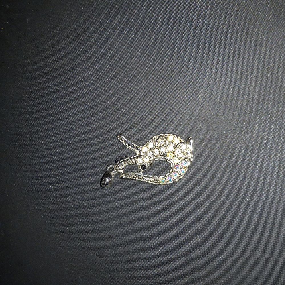 Alligator with swasvorski crystals pendant